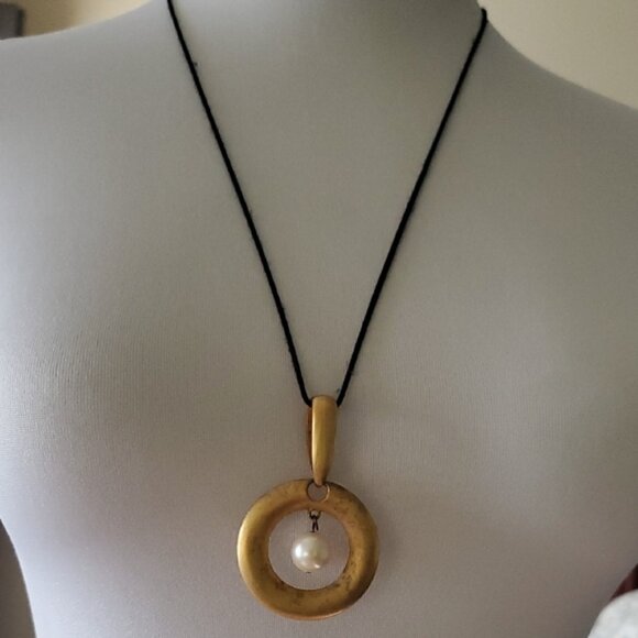 The Limited Jewelry - The Limited 90's Rope Necklace with Gold Pendant and Pearl